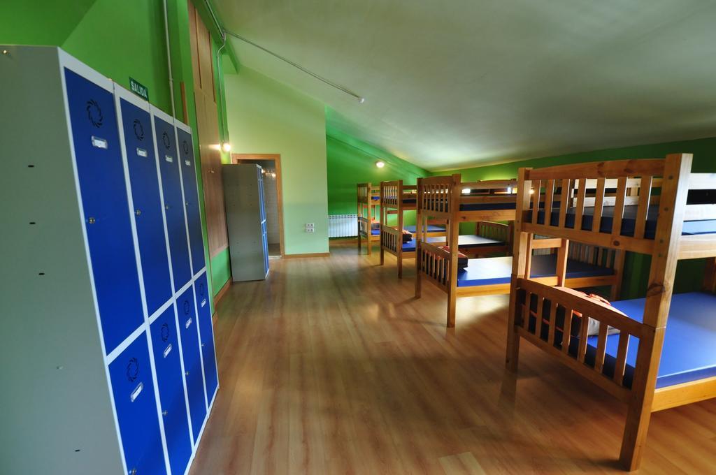 Mirador Del Angliru Hostel Riosa Room photo