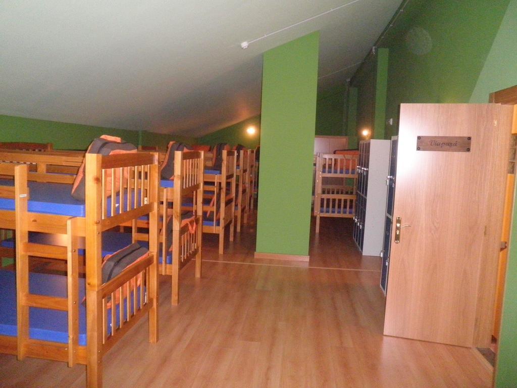 Mirador Del Angliru Hostel Riosa Room photo